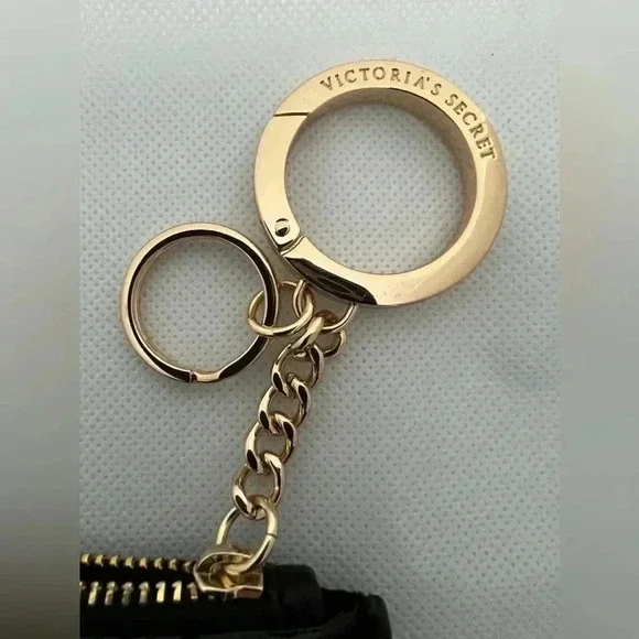 Victorias Secret |  Bright Tartan The Victoria Card Case Key Chain.​ - Picture 3 of 9